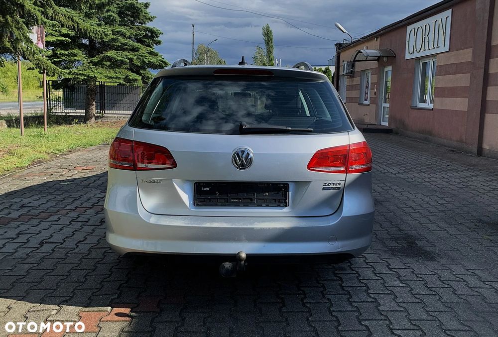 Volkswagen Passat 2.0 TDI DPF BlueMotion Technology Comfortline - 7