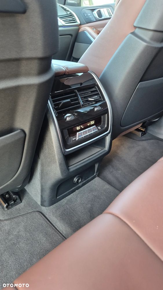 BMW X5 xDrive30d mHEV - 10