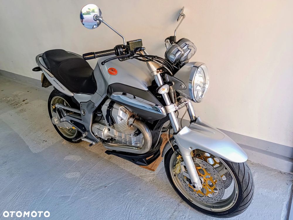 Moto Guzzi Breva
