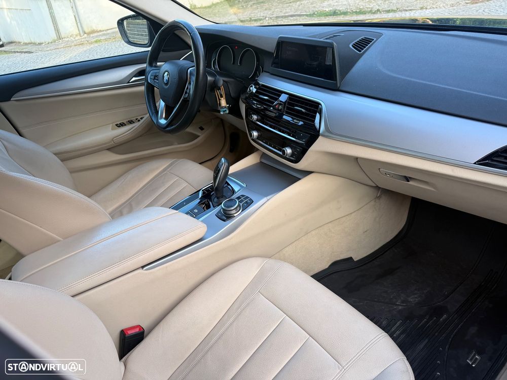 BMW 520 d Line Luxury Auto - 5