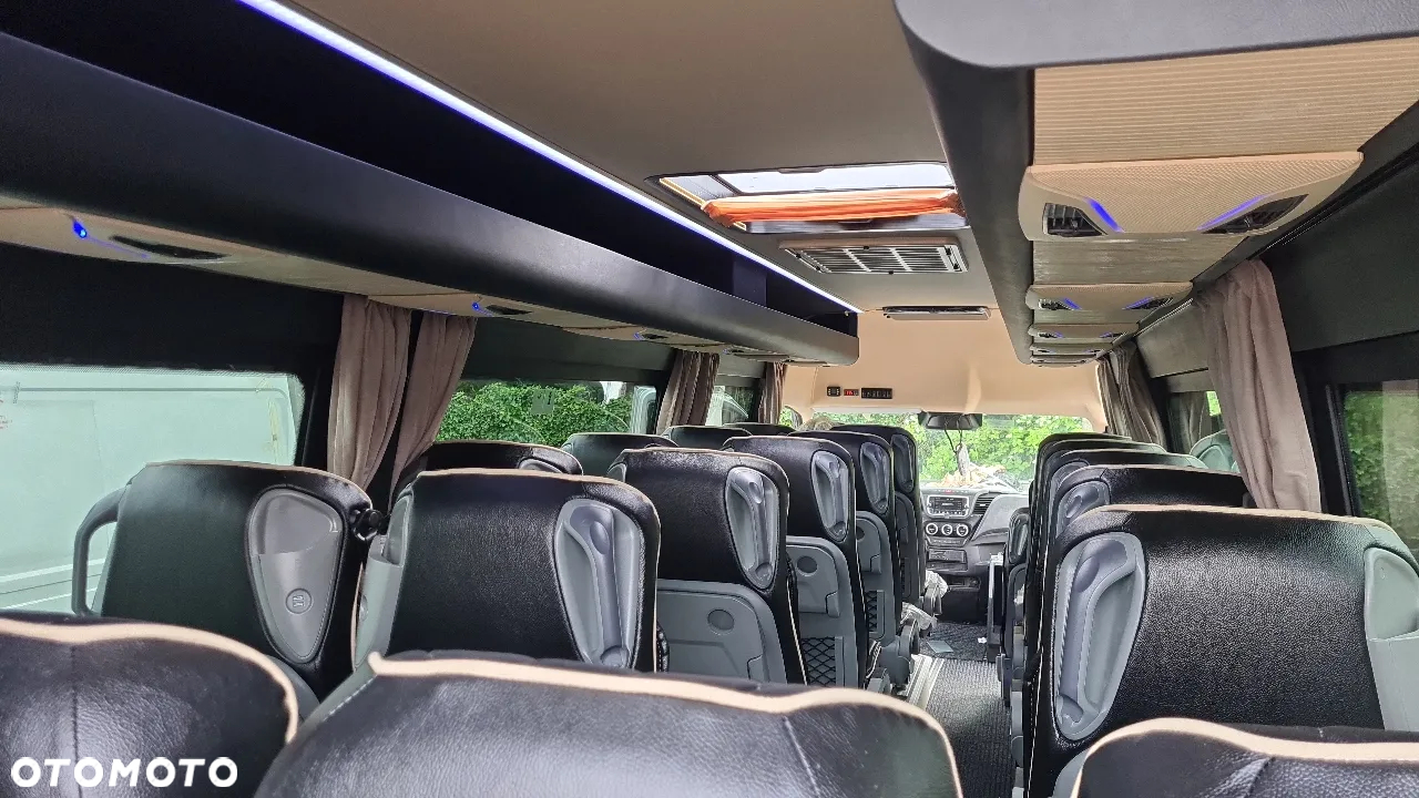 Iveco Daily 50C18 SprintCar - 4