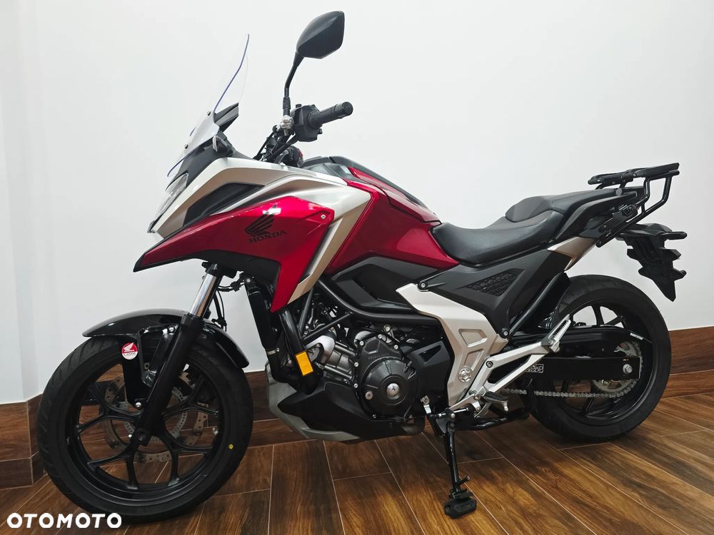 Honda NC - 24