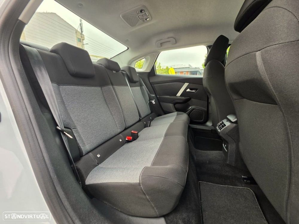 Citroën C4 X 1.2 Hybrid Max e-DSC6 - 14