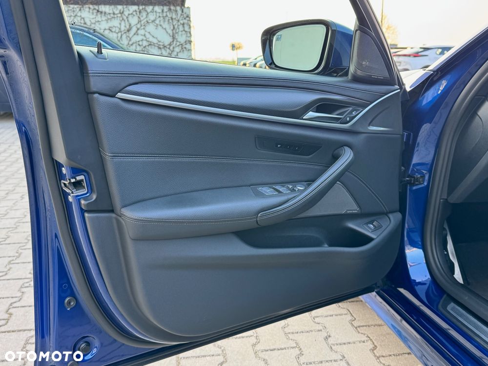BMW Seria 5 530i xDrive mHEV M Sport sport - 18