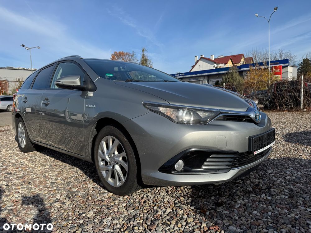 Toyota Auris Touring Sports Hybrid Edition-S - 15