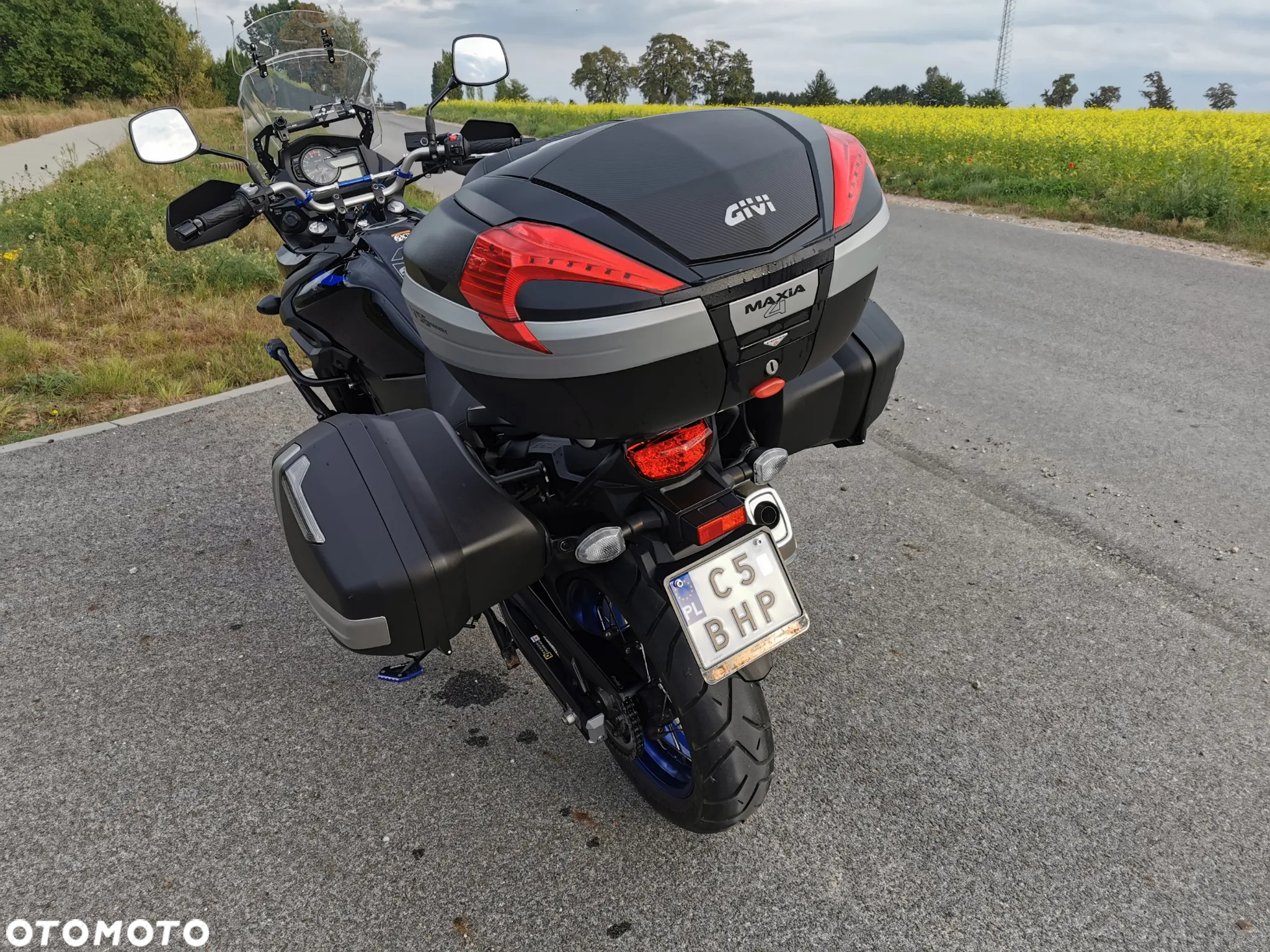 Suzuki V-STROM