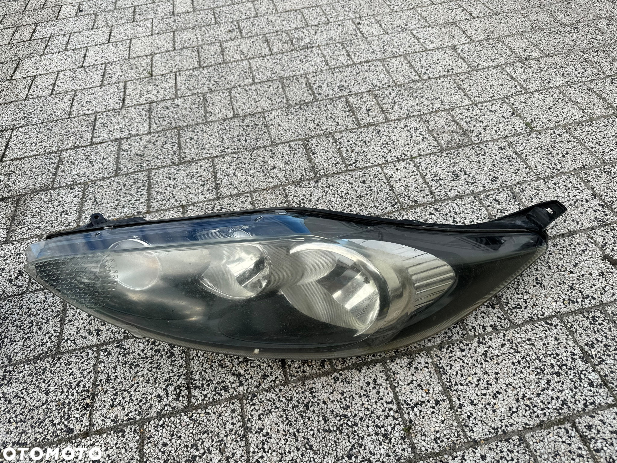 FORD FIESTA MK7 LAMPA PRZOD PRAWA LEWA EUROPA - 3