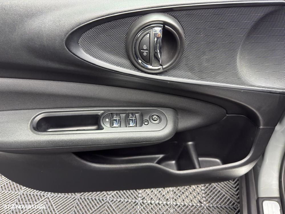 MINI Clubman One D Sport Edition - 25