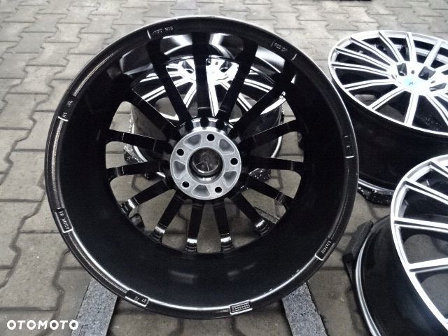 5x120x72,5 2x 8Jx19 ET30 i 2x 9Jx19 ET39 BMW - 8