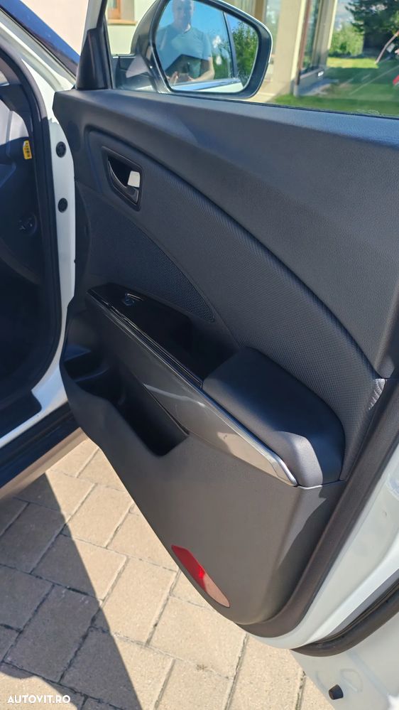 SsangYong Tivoli Grand - 17