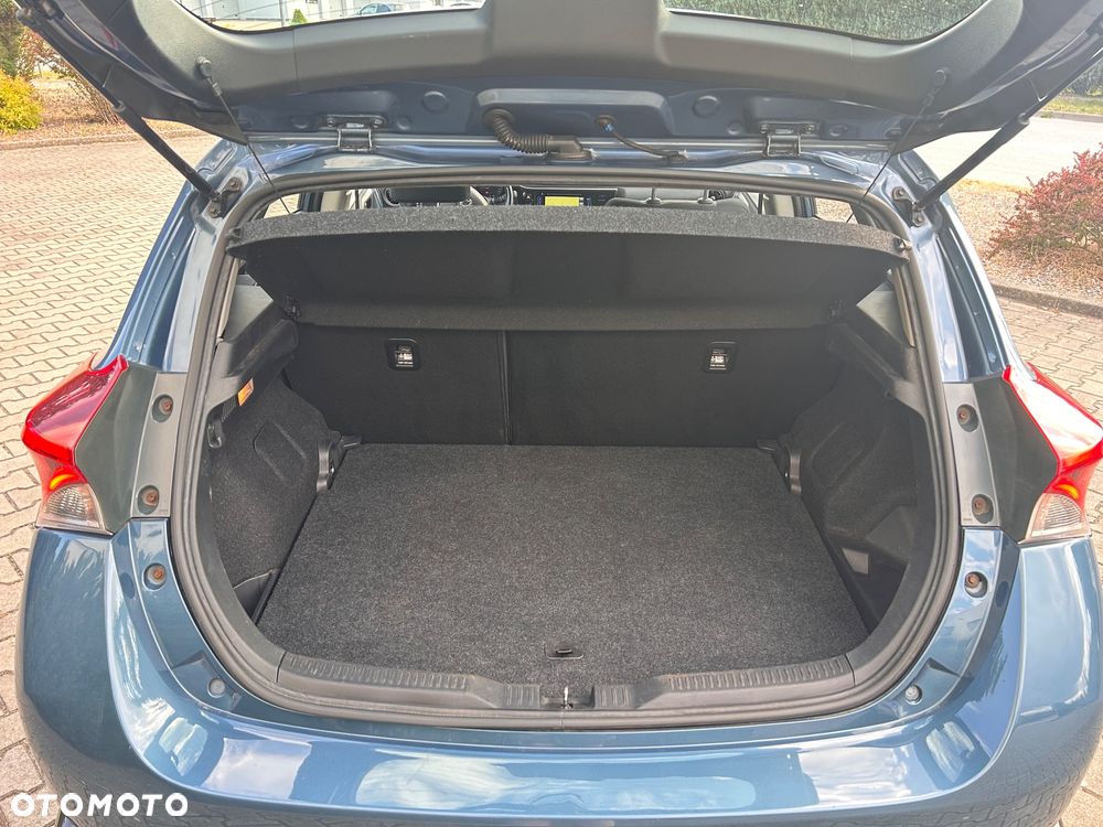 Toyota Auris - 21