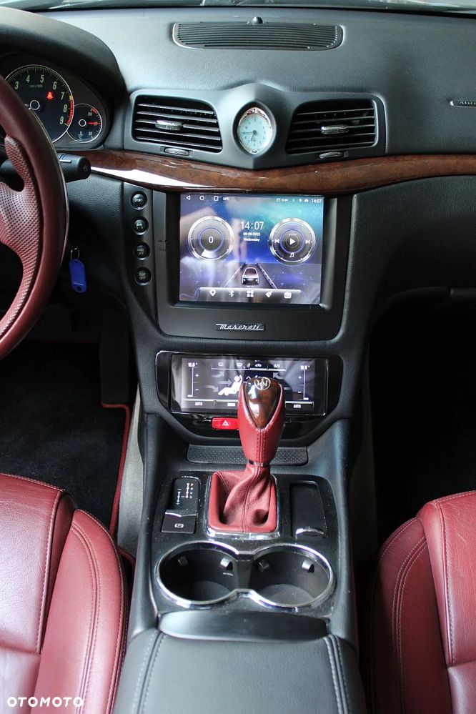 Maserati GranCabrio - 26