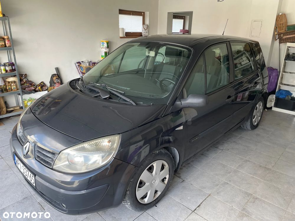 Renault Scenic - 1
