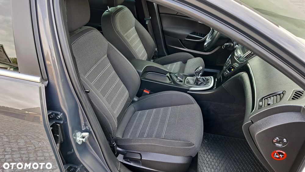 Opel Insignia 1.4 T Executive S&S - 29