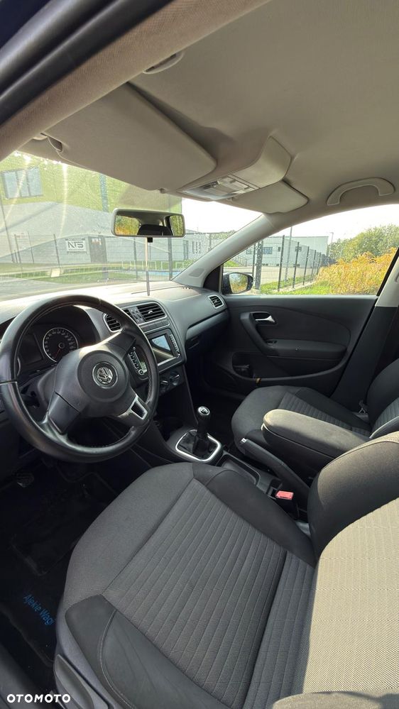 Volkswagen Polo - 9