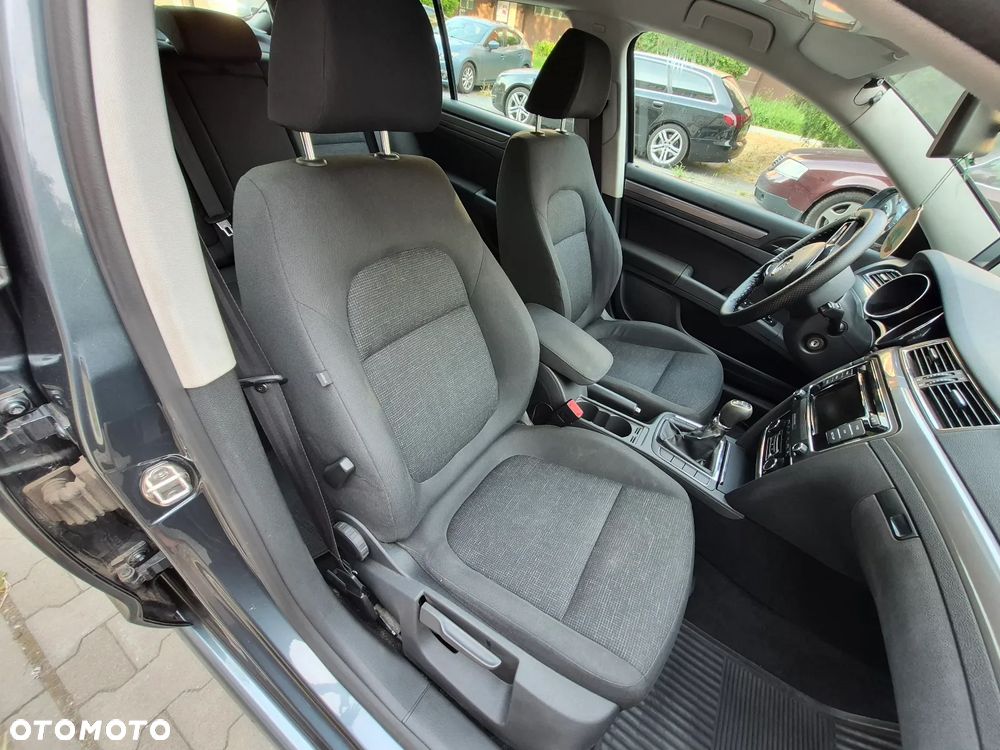 Skoda Superb 1.6 TDI Active - 16