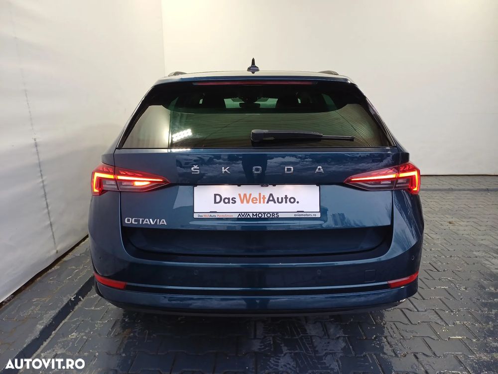 Skoda Octavia 2.0 TDI DSG Style - 30