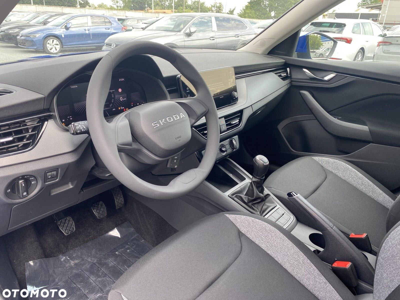 Skoda Kamiq 1.0 TSI Essence - 9