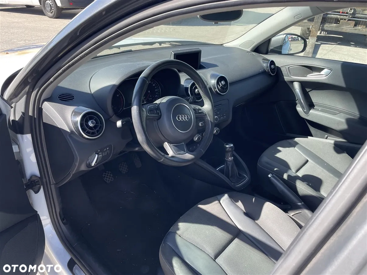 Audi A1 1.2 TFSI Ambition - 14