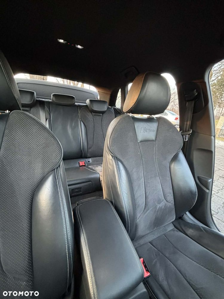 Audi A3 Sportback 2.0 TDI (clean diesel) quattro S tronic S line Sportpaket - 13