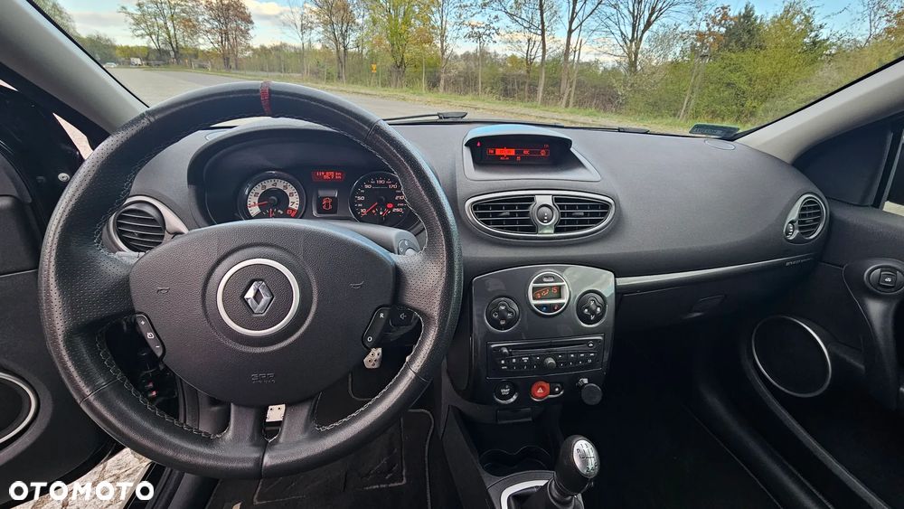 Renault Clio 2.0 16V Sport - 14