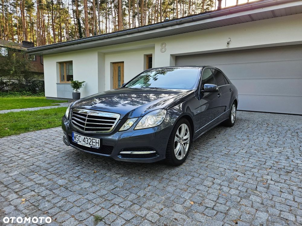 Mercedes-Benz Klasa E 200 CGI BlueEff Avantgarde - 1