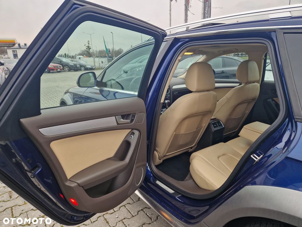 Audi A4 Allroad - 23