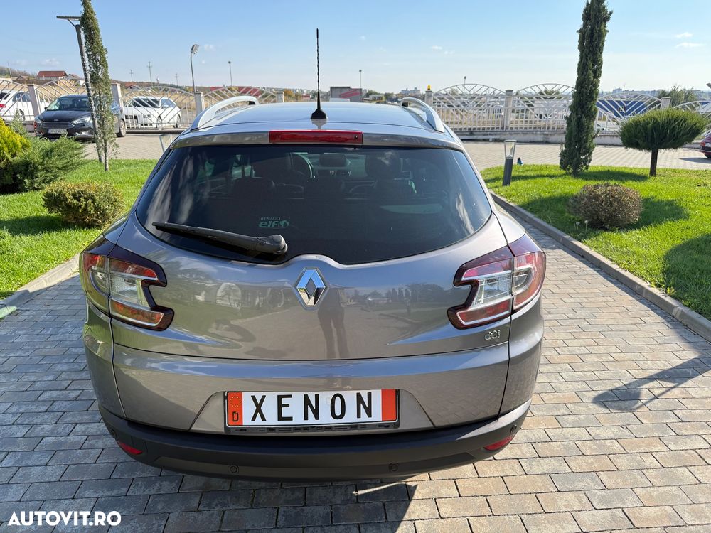 Renault Megane dCi 160 FAP Luxe - 8