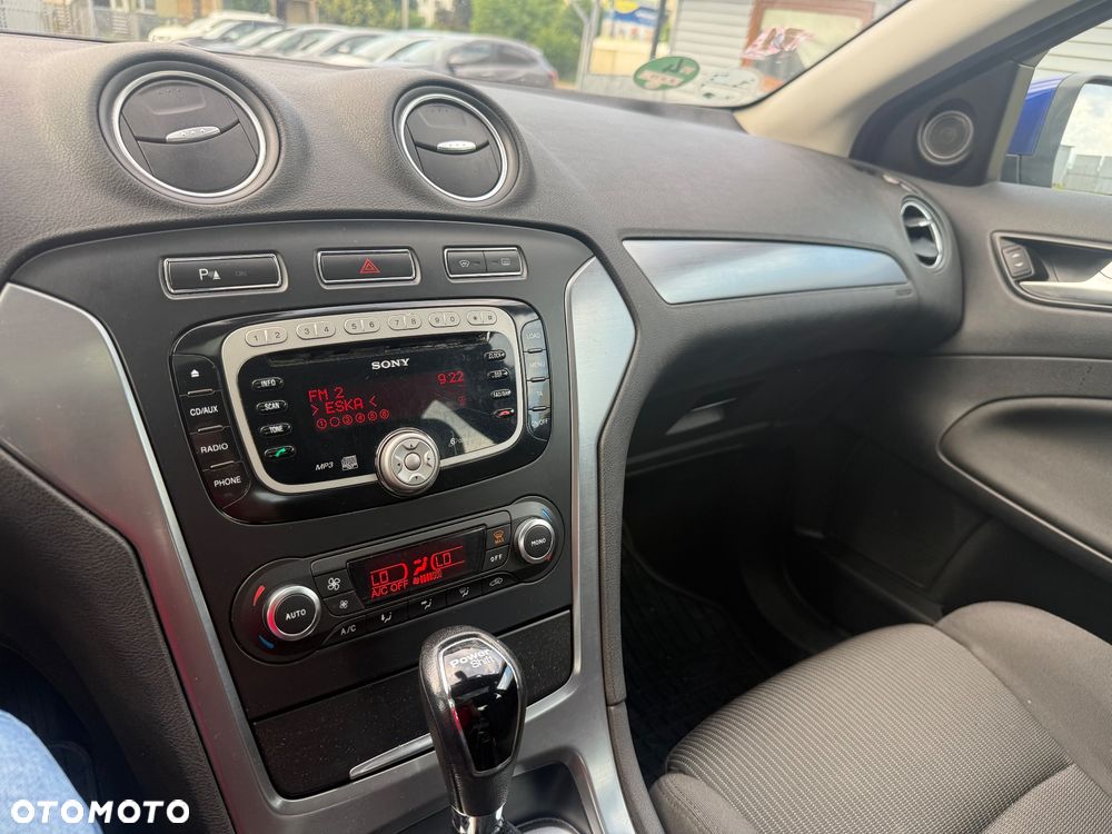 Ford Mondeo - 12