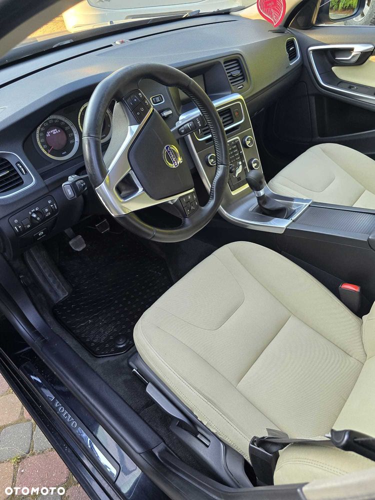 Volvo S60 - 2
