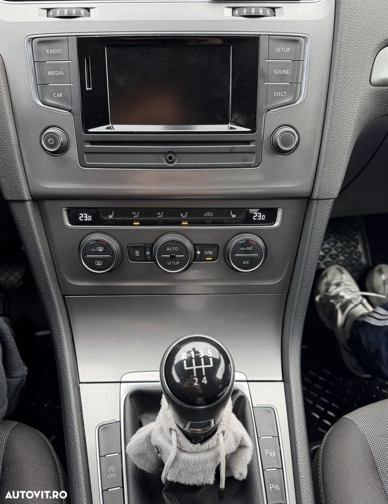 Volkswagen Golf 1.2 TSI BlueMotion Technology Comfortline - 6