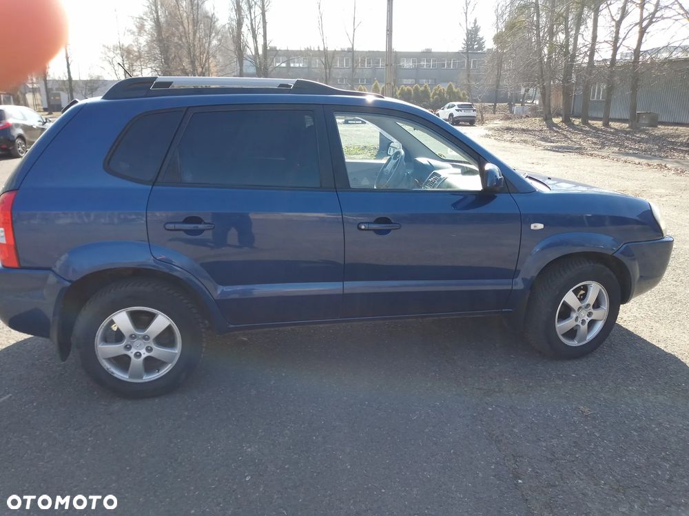 Hyundai Tucson 2.0 CRDi 2WD GLS - 8