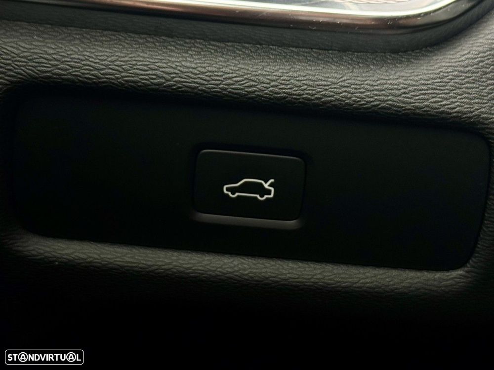 Volvo V60 2.0 B4 Plus Bright Auto - 44