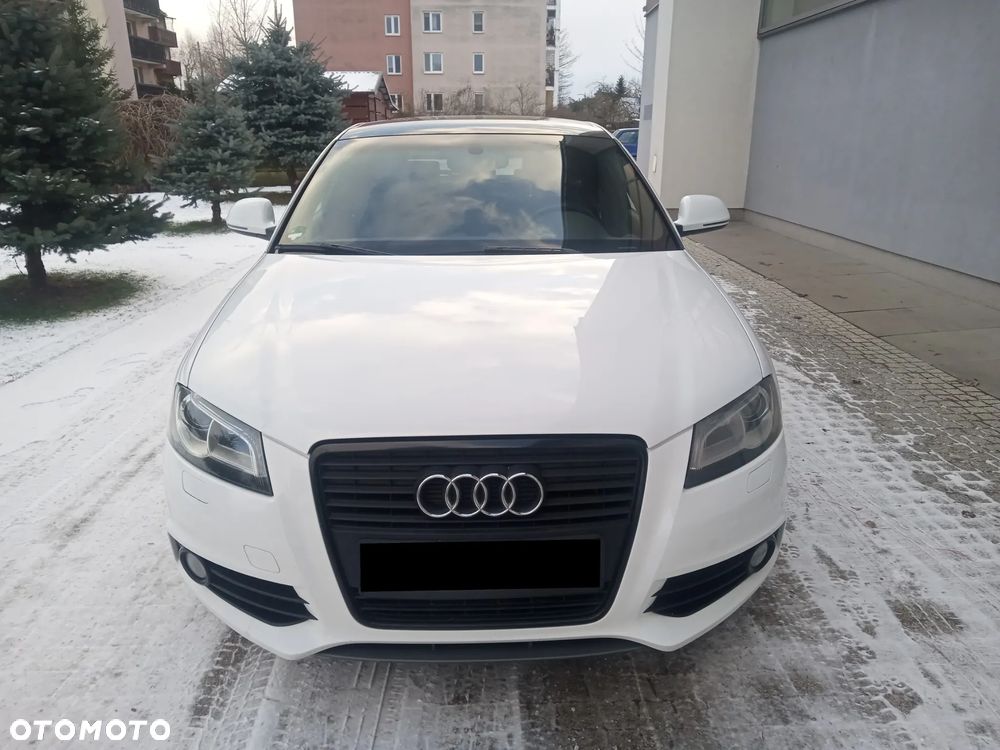 Audi A3 Sportback 2.0 TDI DPF S line Sportpaket (plus) - 2