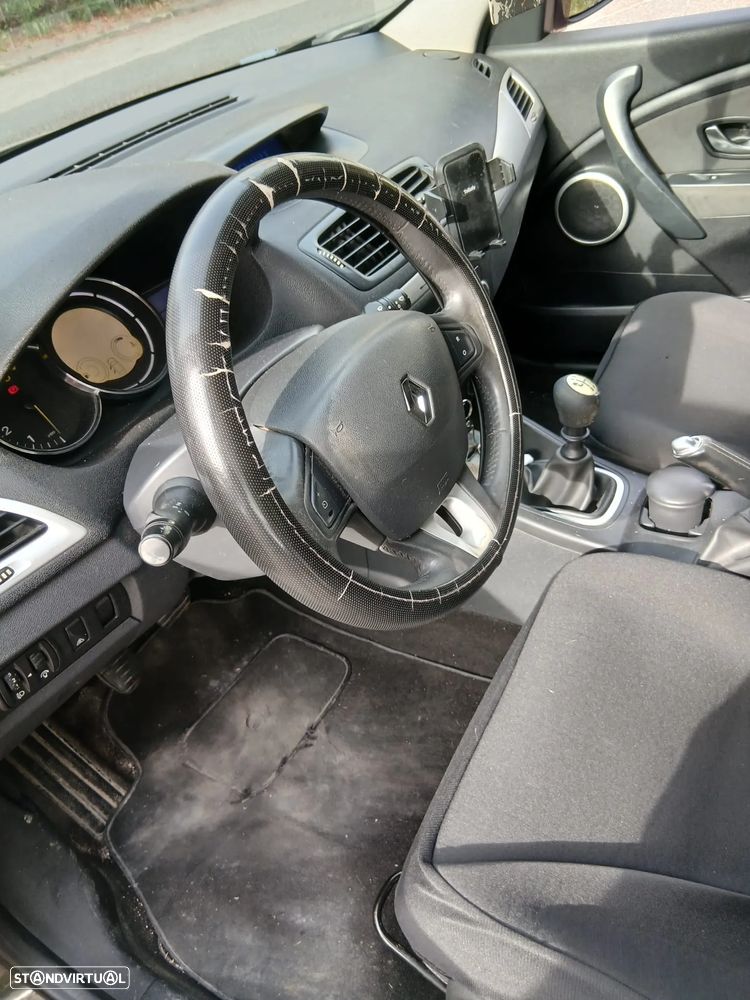 Renault Mégane 1.5 dCi Dynamique - 5