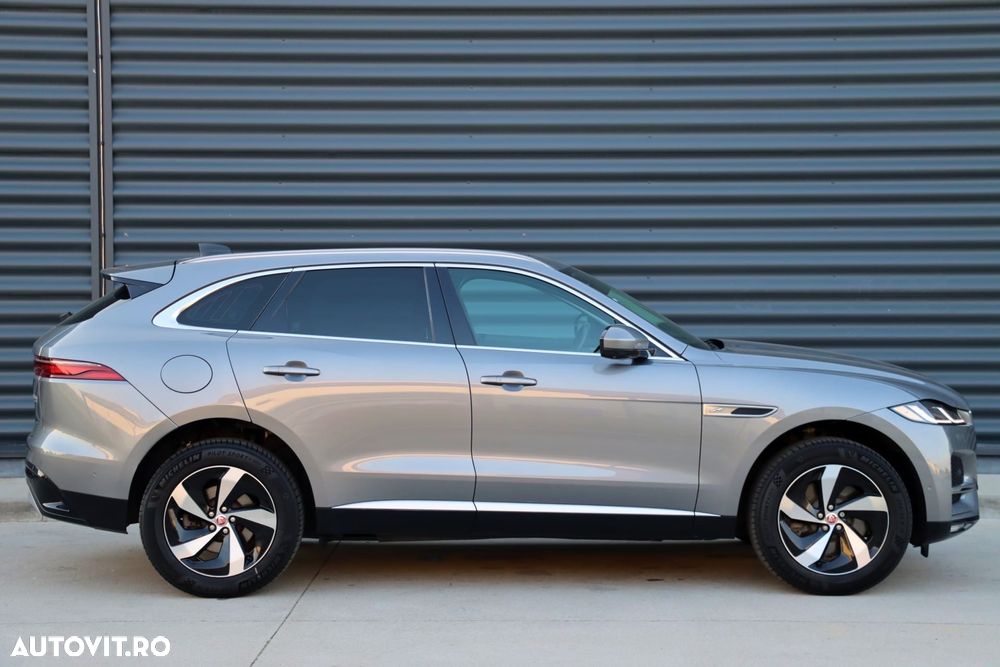 Jaguar F-Pace P400e AWD R-Dynamic HSE - 29