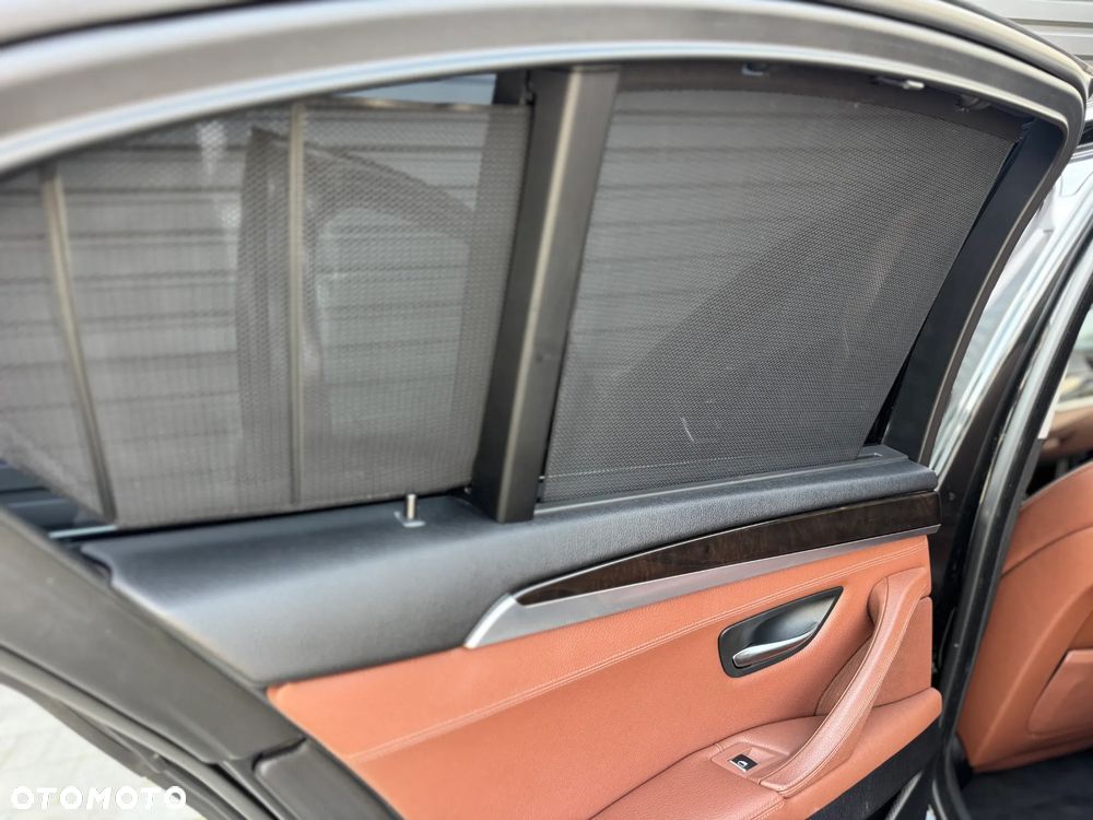 BMW Seria 5 535i - 28