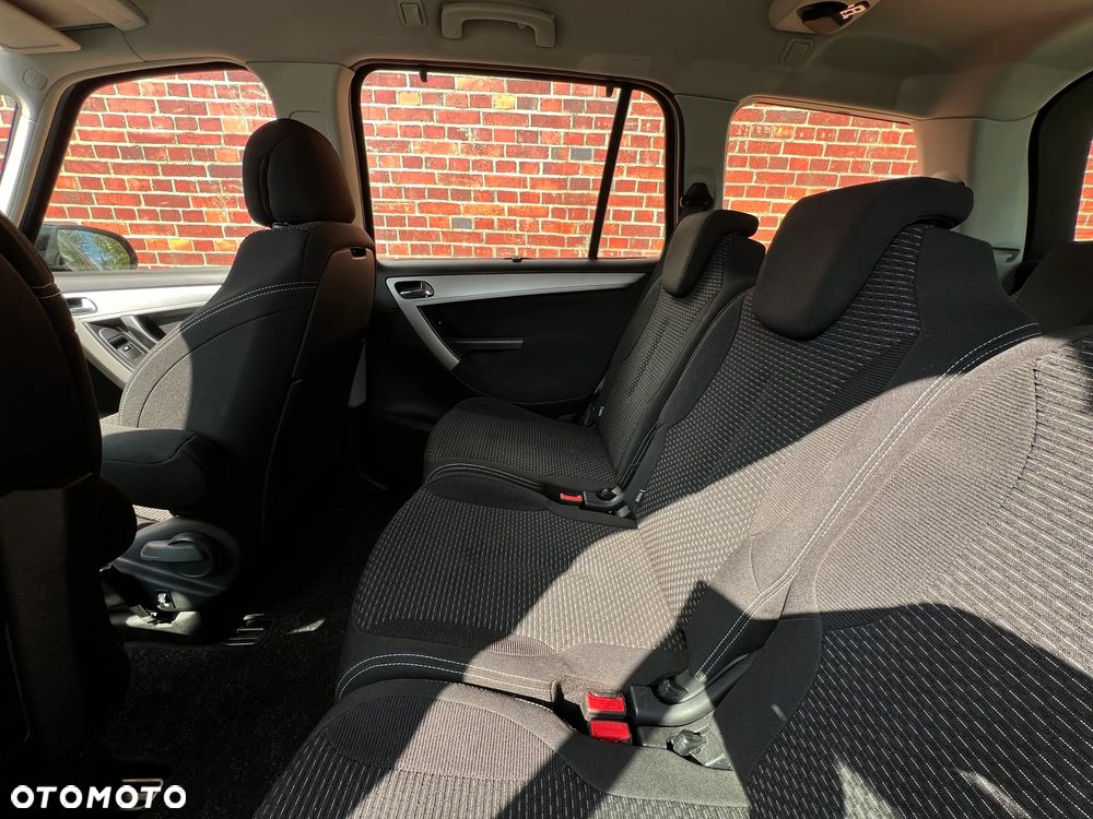 Citroën C4 Picasso - 16