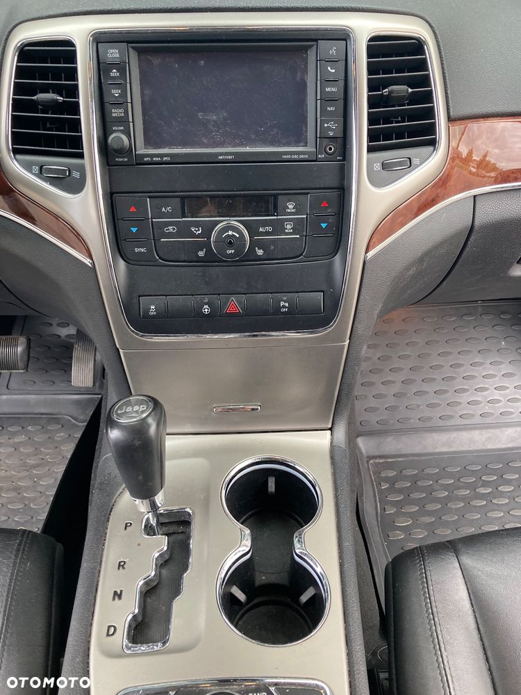 Jeep Grand Cherokee - 8
