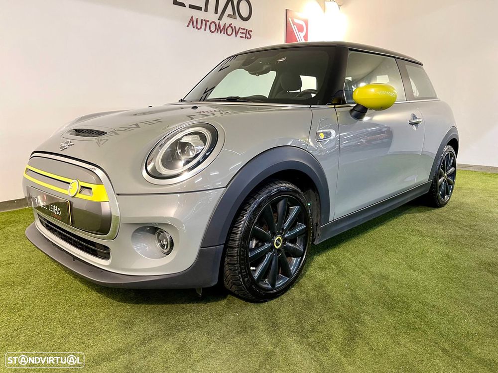 MINI 3 Portas Cooper SE Classic - 11