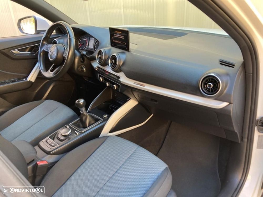Audi Q2 30 TFSI Design - 34