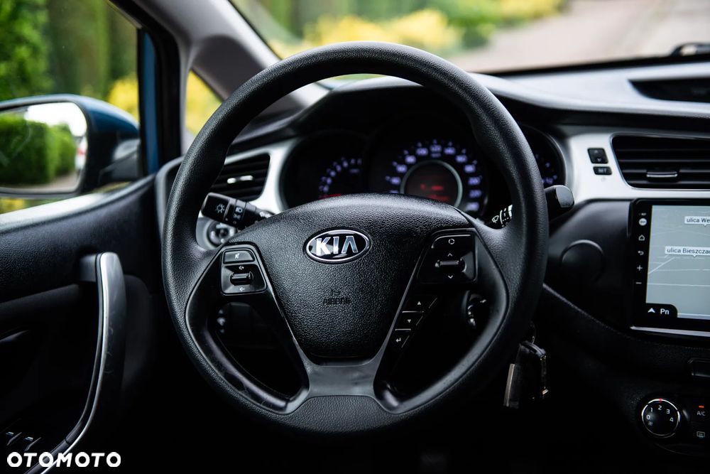 Kia Ceed 1.4 CVVT Vision - 35