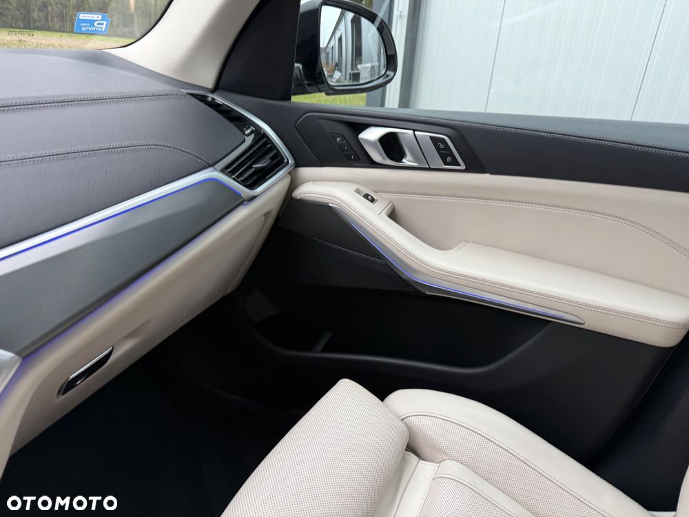 BMW X5 xDrive30d - 24