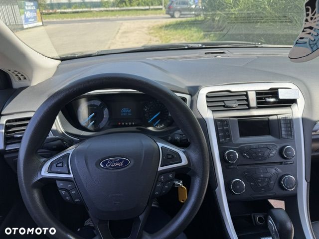 Ford Fusion - 9