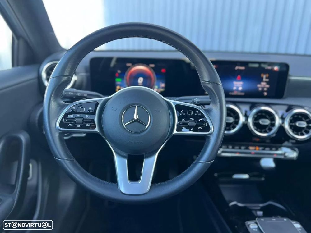 Mercedes-Benz A 250 e Style Plus - 11