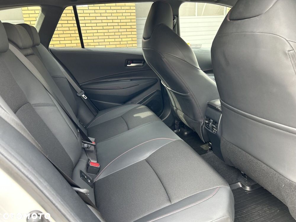 Toyota Corolla 1.8 Hybrid GR Sport Dynamic - 14