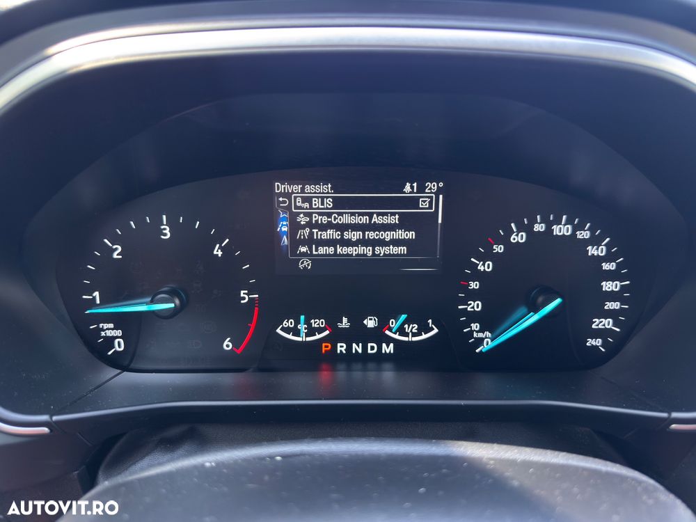 Ford Focus - 25
