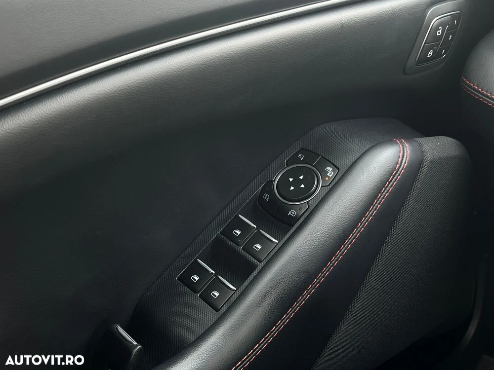 Ford Mustang Mach-E AWD PREMIUM - 15