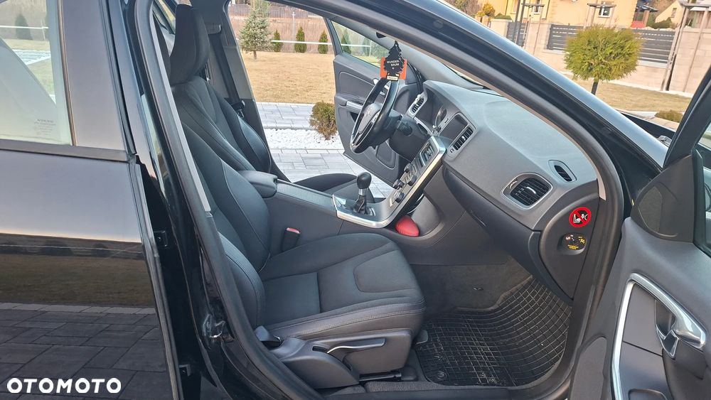 Volvo S60 DRIVe - 11