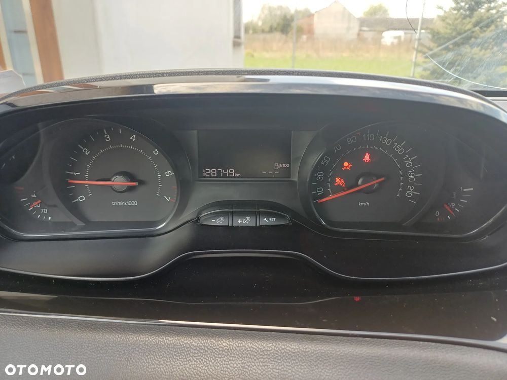 Peugeot 208 PureTech 68 Like - 17